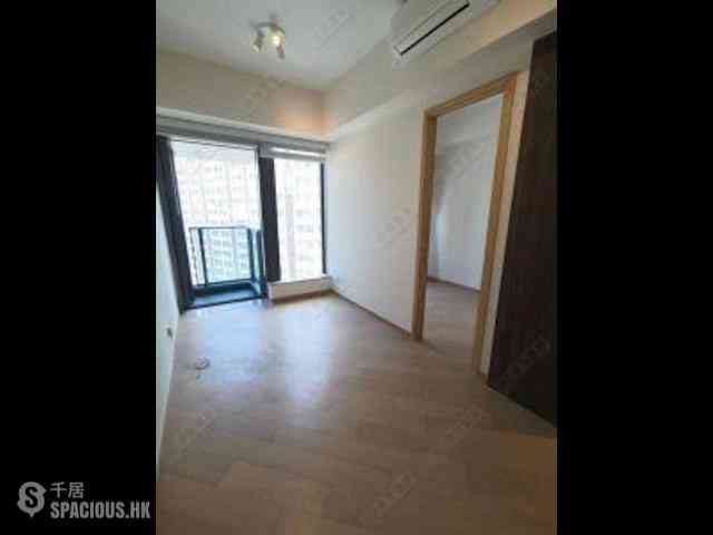 Shek Tong Tsui - Novum West 02