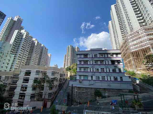 Kennedy Town - Hoi Lee Building 01