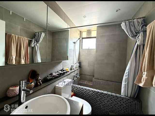 Happy Valley - Ventris Place 10