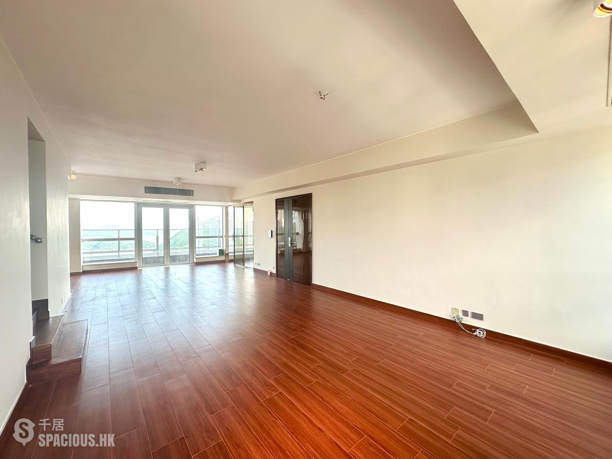 Wong Chuk Hang - Marinella 01
