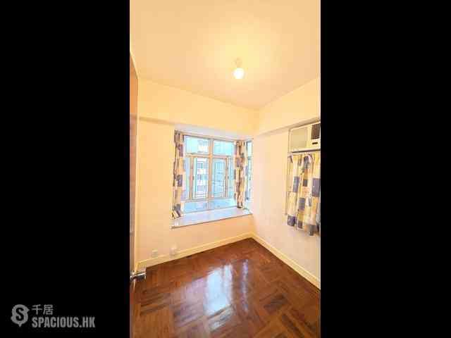Causeway Bay - Hoi Hing Building 07