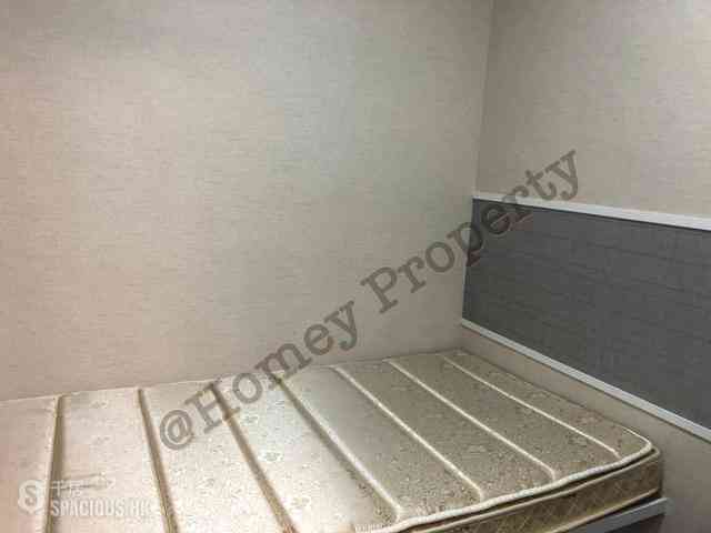 Wan Chai - Glory House 11