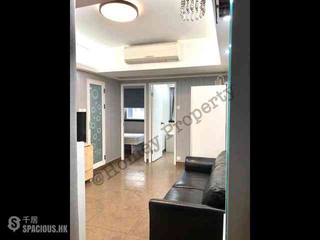 Wan Chai - Glory House 02