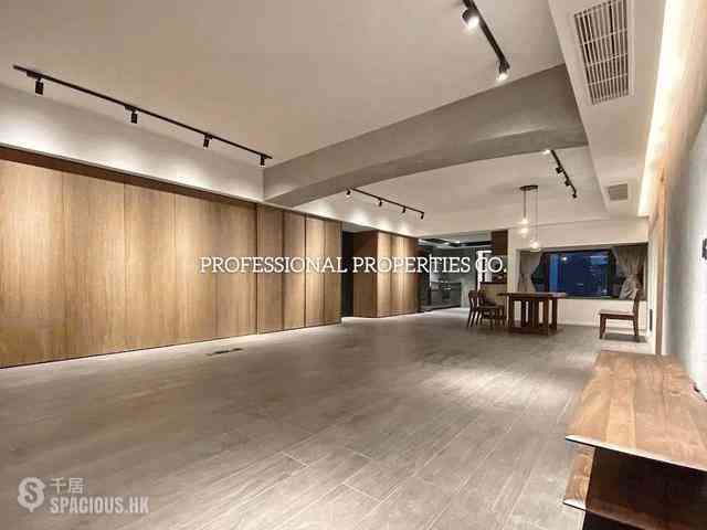 Happy Valley - Ventris Place 01