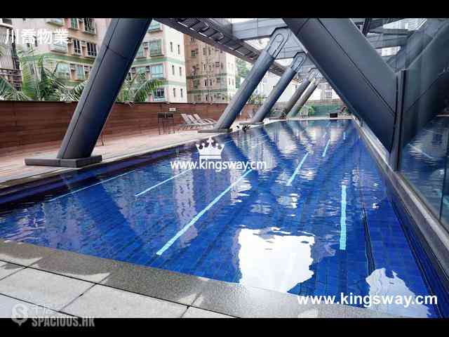 Soho - Centrestage 09