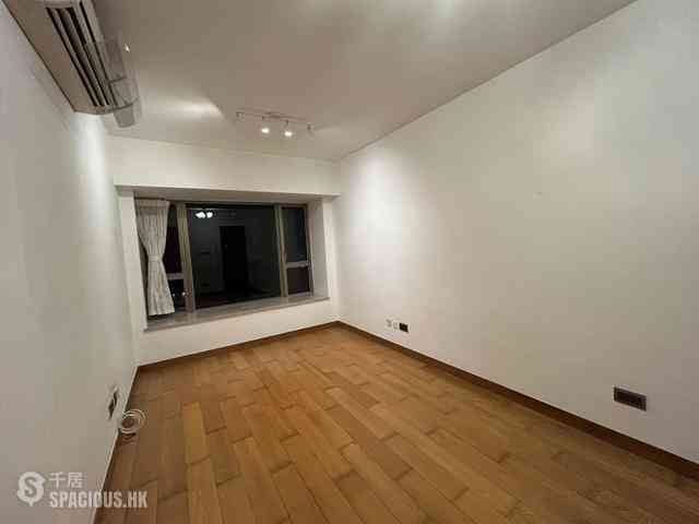 Sai Ying Pun - The Nova 01