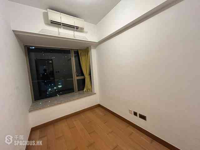 Sai Ying Pun - The Nova 07