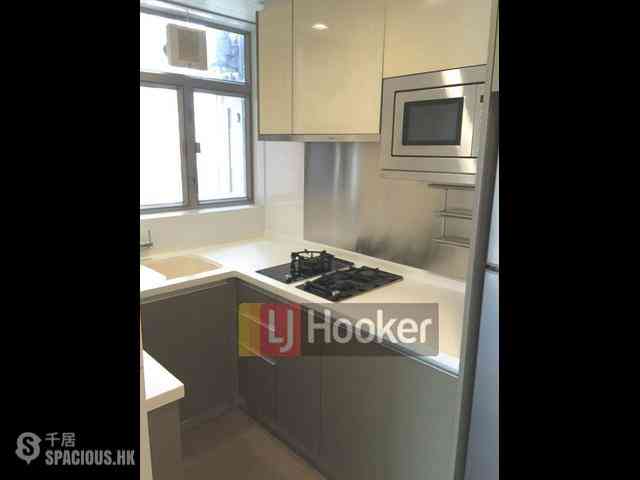 Sai Ying Pun - Island Crest 02