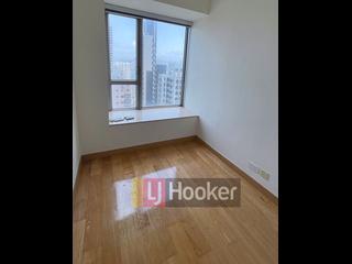Sai Ying Pun - Island Crest 06