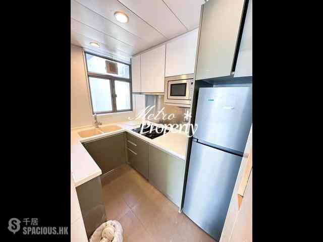 Sai Ying Pun - Island Crest 10