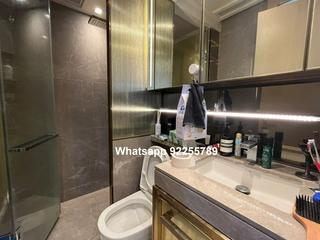 Sai Ying Pun - King's Hill 08