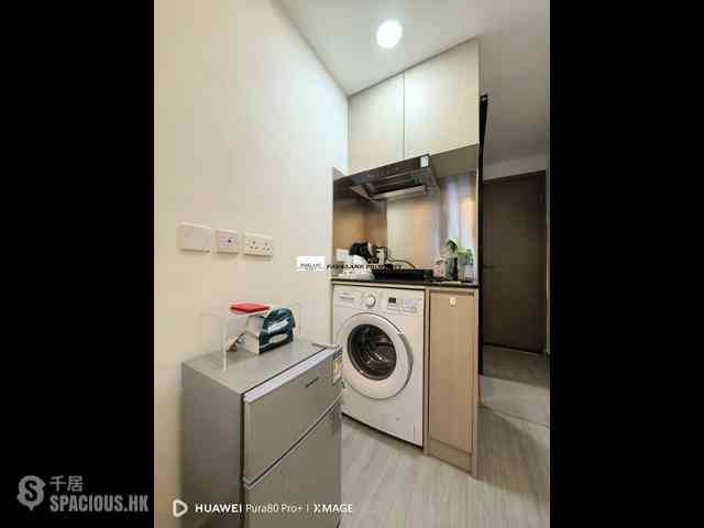 Wan Chai - Yau Kwong Building 03