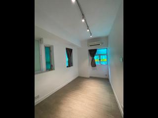 Wan Chai - Ko Wah Building(Go Wah Mansion) 02