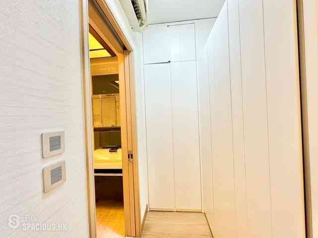 Wong Chuk Hang - Marinella Block 2 13