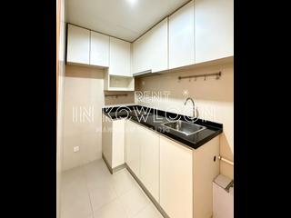 Mong Kok - 931, Canton Road 08