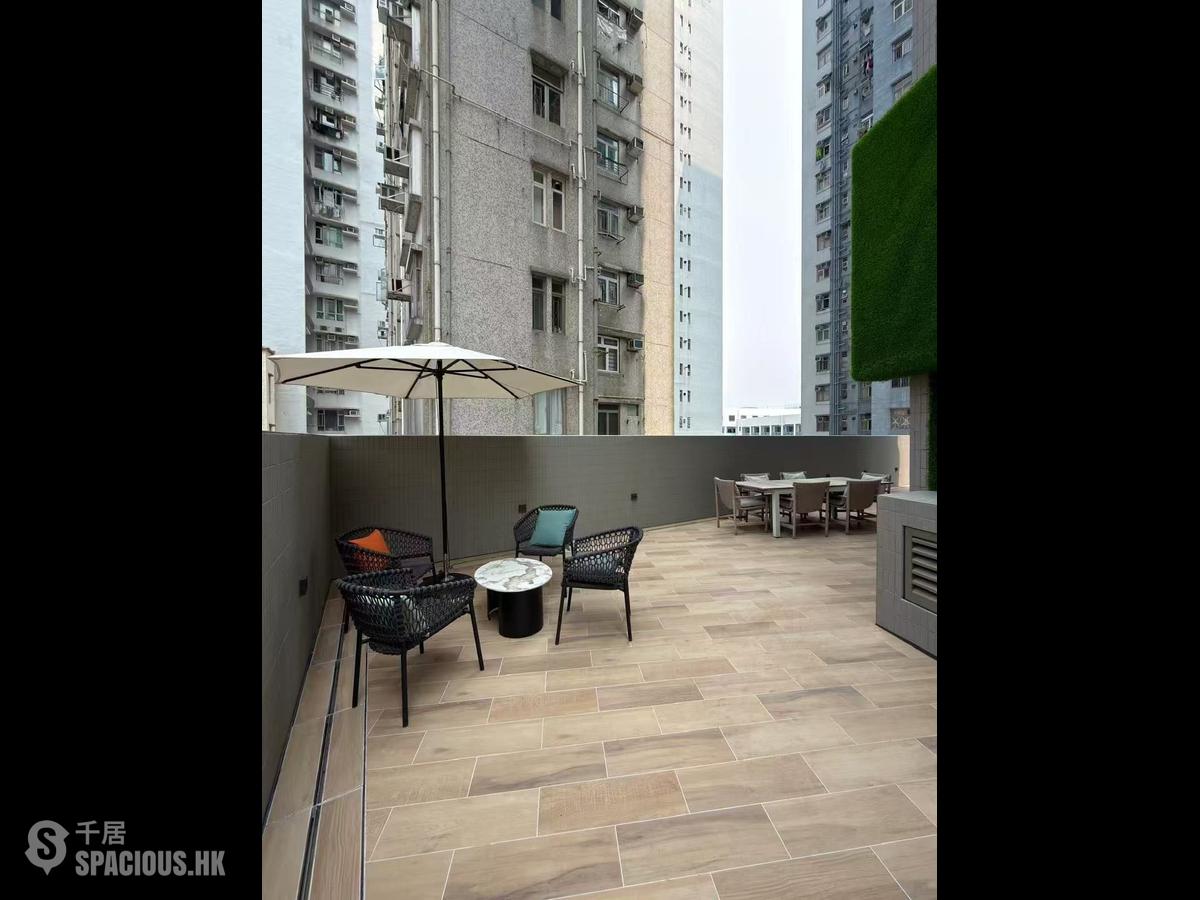 Quarry Bay - Finnie 01