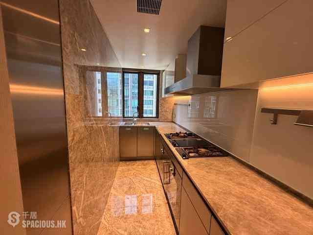 Wong Chuk Hang - The Southside Phase 3C Blue Coast II Tower 3 03