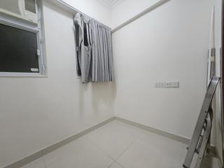 Wan Chai - Cheong Ip Building 06