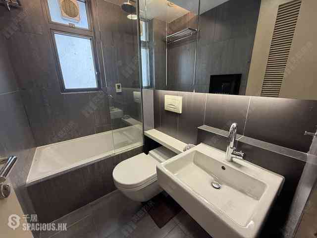 Wan Chai - The Oakhill 12