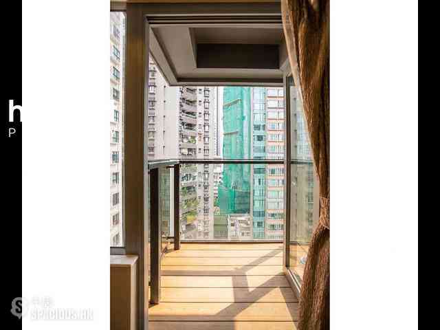 Soho - Centrepoint 04