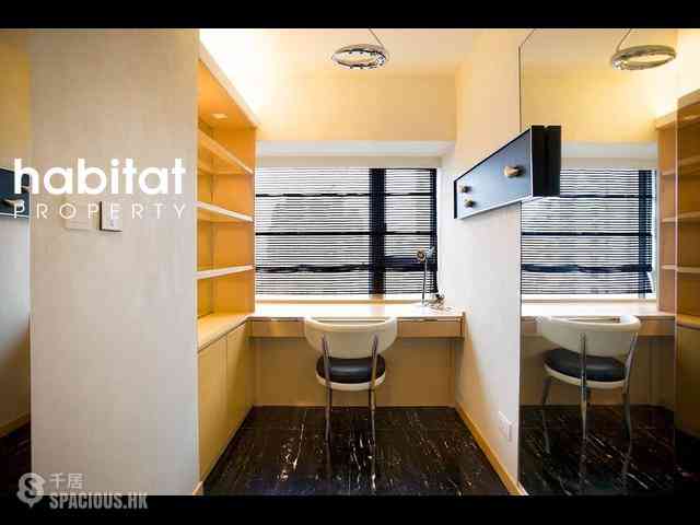 Soho - Centrepoint 06