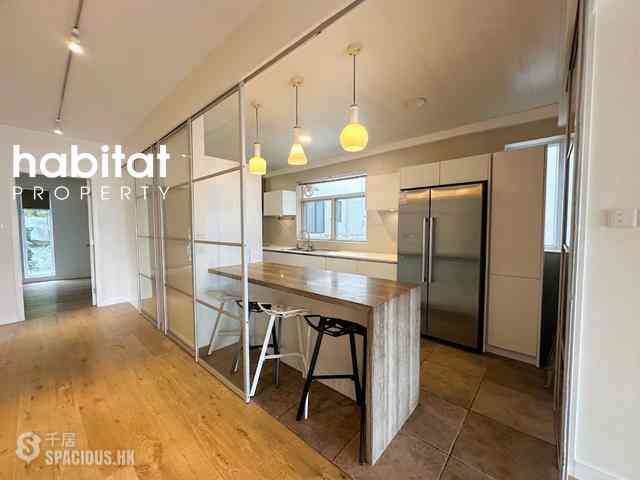 Stubbs Road - Leon Court 05