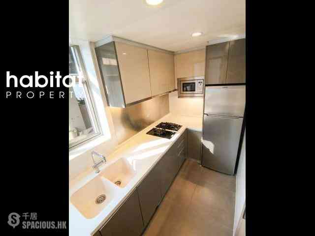 Sai Ying Pun - Island Crest 04
