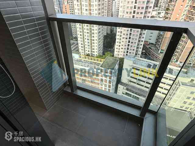 Shek Tong Tsui - Novum West 02