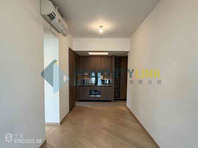 Shek Tong Tsui - Novum West 04