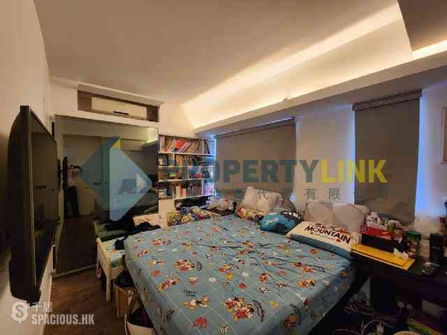 Sai Ying Pun - Ka Fu Building 03