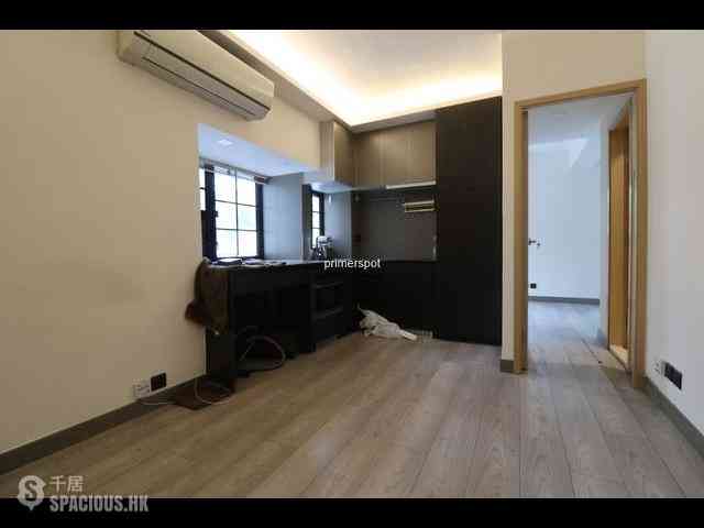 Wan Chai - Manrich Court 02