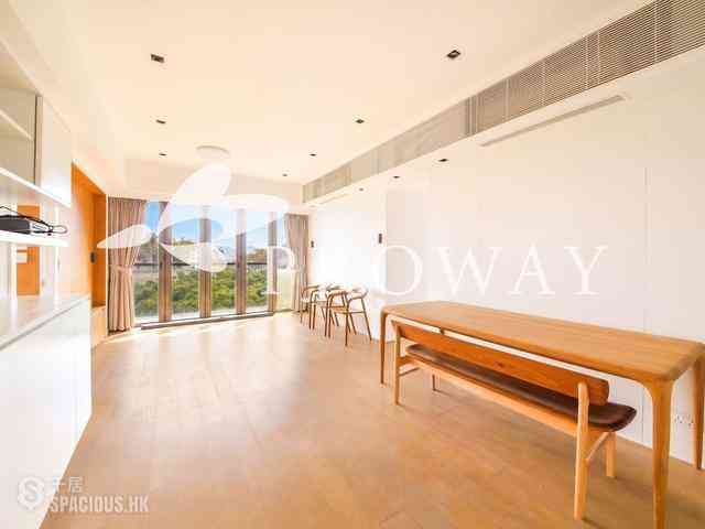 Shau Kei Wan - Island Garden 01