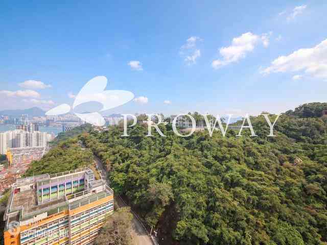 Shau Kei Wan - Island Garden 02