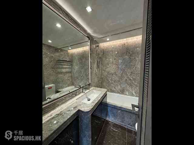 Wong Chuk Hang - The Southside Phase 3B Blue Coast Tower 2B 04
