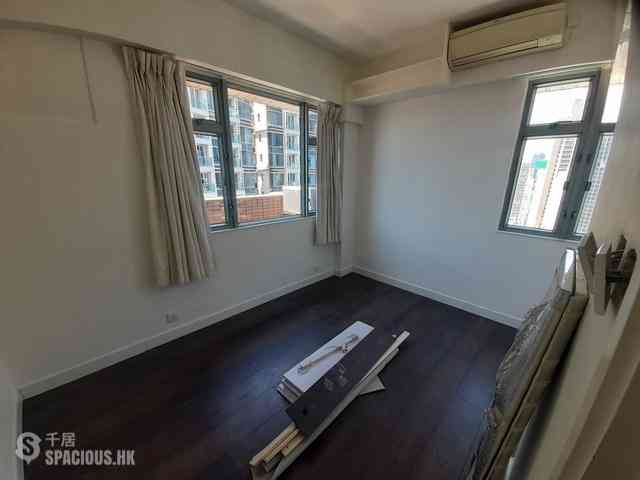 Sai Ying Pun - Kingsfield Tower Block B 02