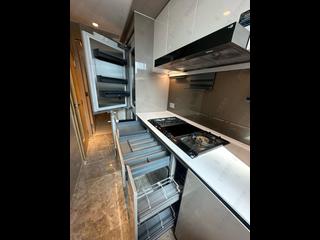 Wong Chuk Hang - The Southside Phase 2 La Marina Tower 2A 12