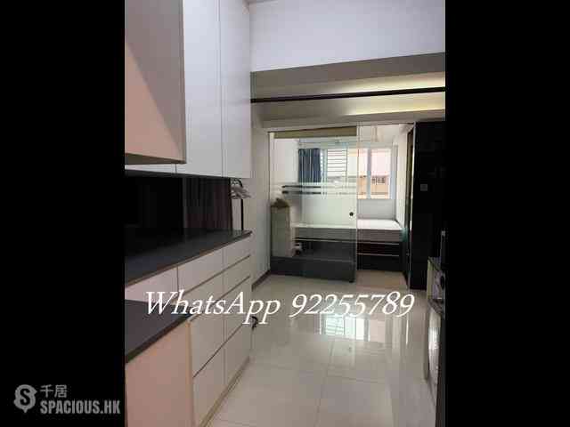 Sai Ying Pun - Kwan Yick Building 01