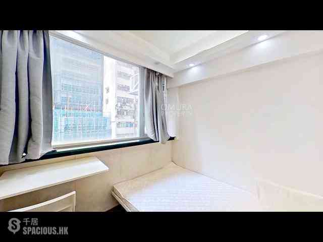 Wan Chai - Glory House 03
