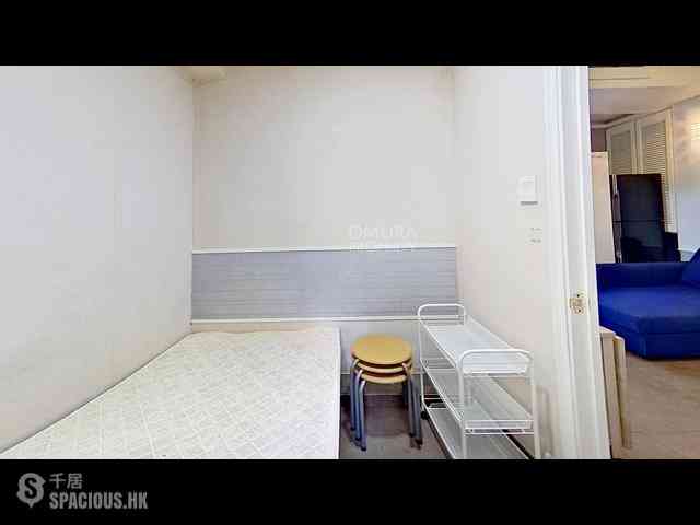 Wan Chai - Glory House 14