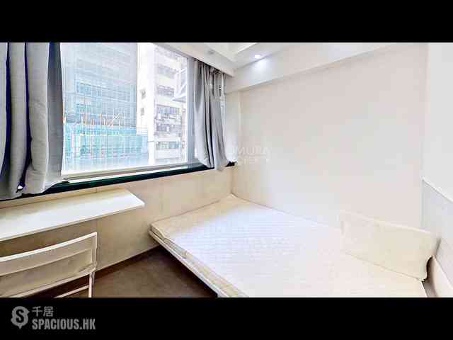Wan Chai - Glory House 15
