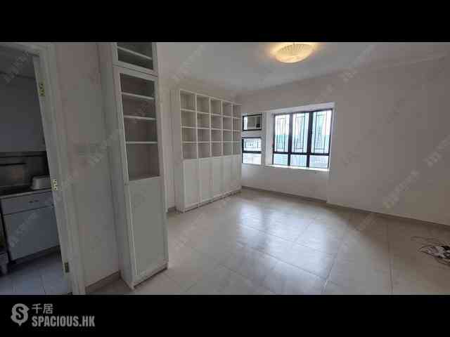 Mid Levels Central - Robinson Heights Block 3 01