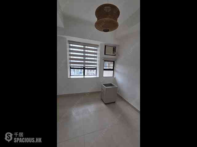 Mid Levels Central - Robinson Heights Block 3 02