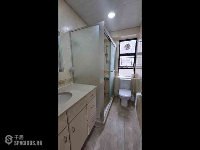 Mid Levels Central - Robinson Heights Block 3 05