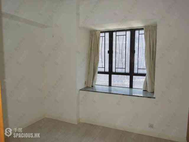 Mid Levels Central - Robinson Heights Block 1 03