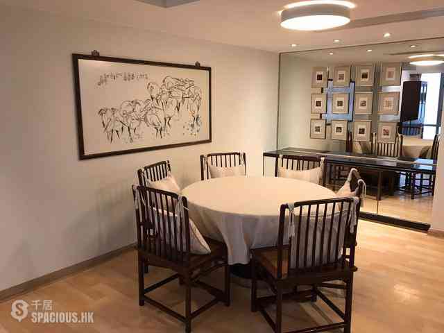 Wan Chai - Convention Plaza Apartments 03
