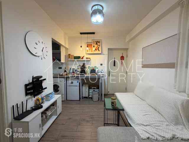 Sai Ying Pun - Wing Cheung Building 02