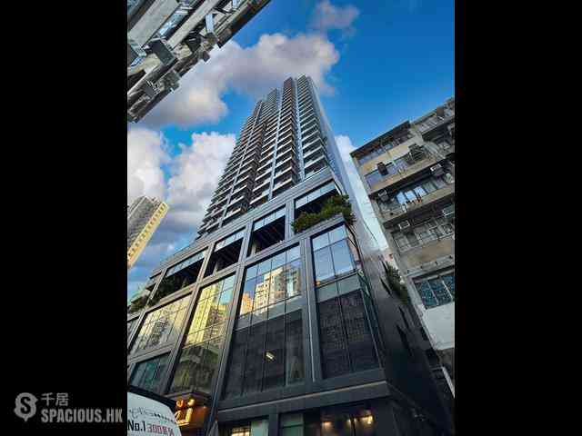 Sai Ying Pun - The Queens 06
