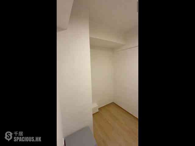 Jordan - Lucky House 04