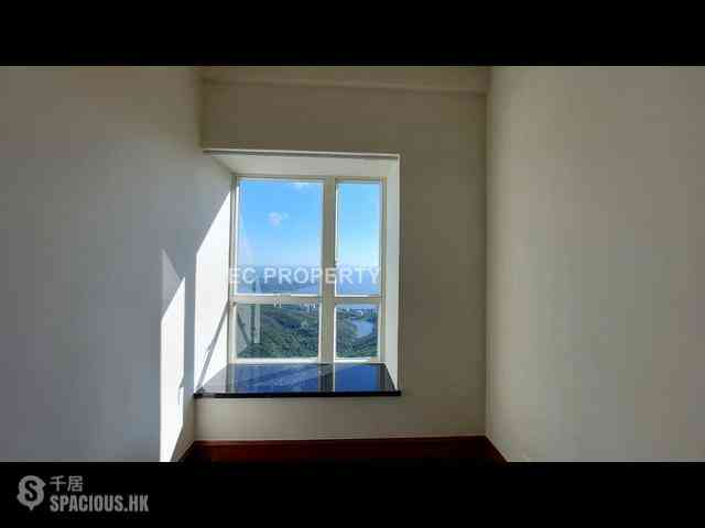 The Peak - The Mount Austin 11