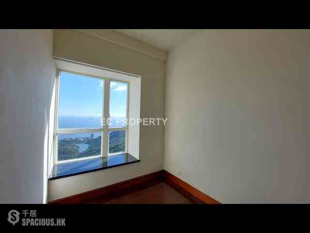 The Peak - The Mount Austin 10